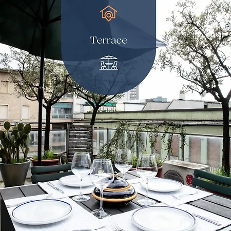 Apartment Dehomes - Porta Nuova Luxury, Terrace View Duomo *